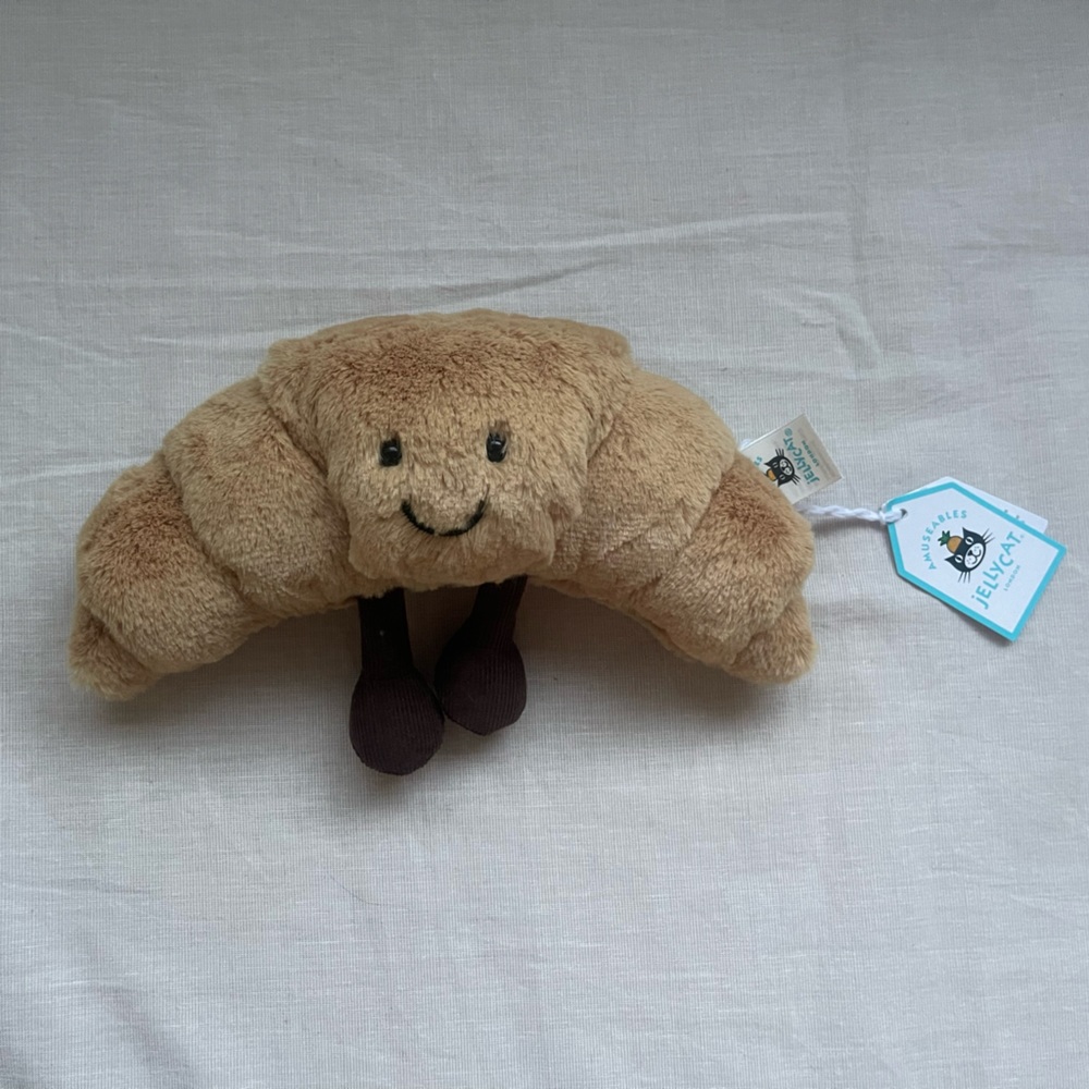 Jellycat Amuseables Tan Croissant - Size Medium - Picture 4 of 4